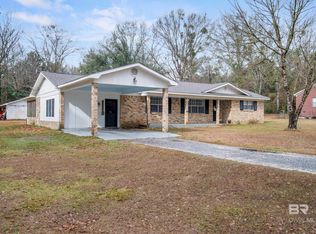 40885 Quinley Ln, Bay Minette, AL 36507