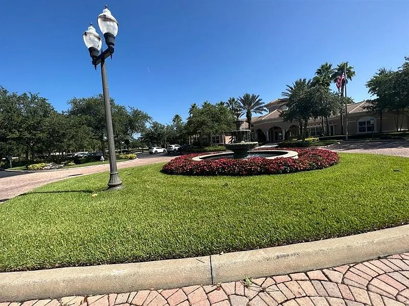 2 bed, 2.0 bath, 1112 sqft, $2,200 — Photo 2