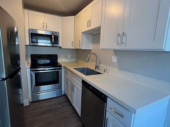 5th image of 5747 Lauretta St APT 1