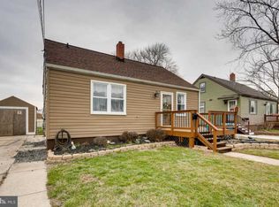 818 S Woodlynn Rd, Essex, MD 21221