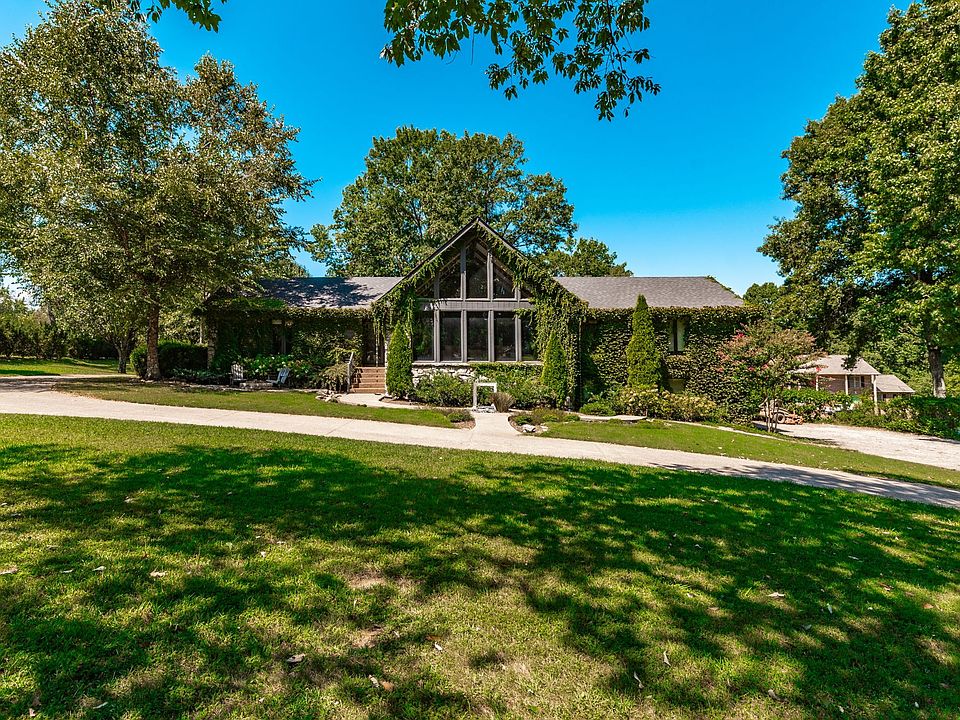 1st image of 559 Forest Retreat Rd