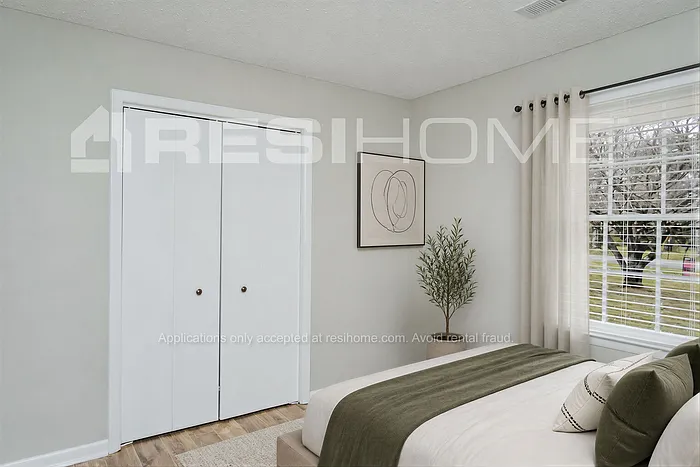 126 Greenwood Cir — Photo 8