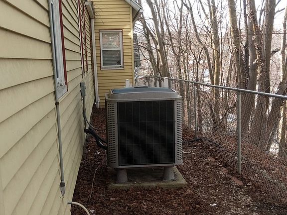 2nd image of 15 Ripley Place