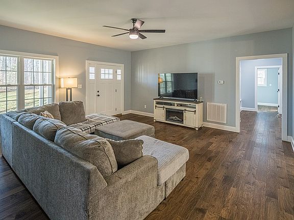 4th image of 1141 Burton Rd