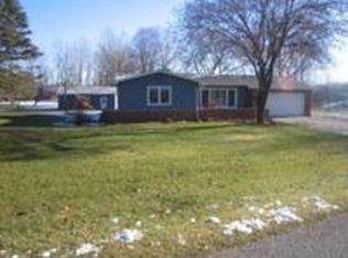 5440 Blue Heron Dr, Alma, MI 48801