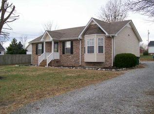 100 Hearthstone Dr, Portland, TN 37148