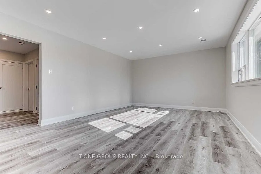 2 bed, $2,500 — Photo 4