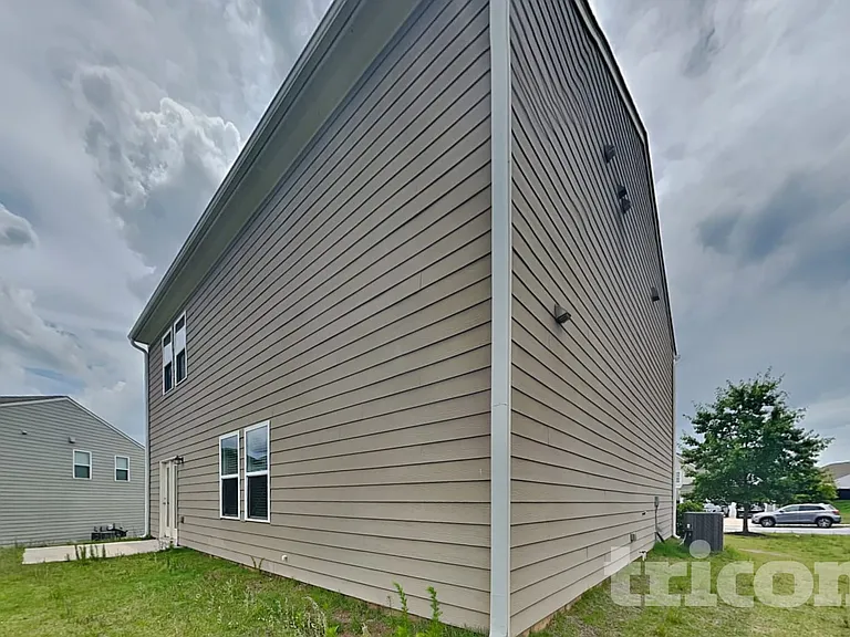 1942 Hudson Dr — Photo 15