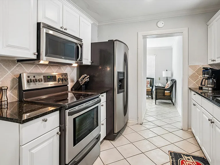 7038 Coronado Ave — Photo 7