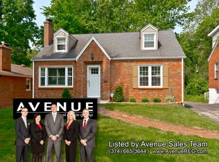 1309 N Berry Rd, Saint Louis, MO 63122