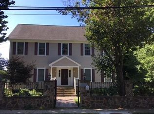 562 Elm St, Dartmouth, MA 02748