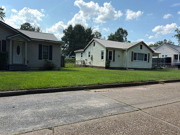3rd image of 231 S Cannon Ave