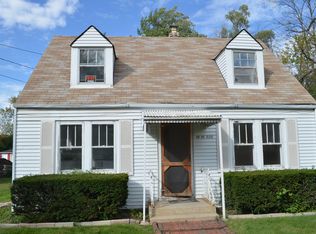 15W320 E Lexington, Elmhurst, IL