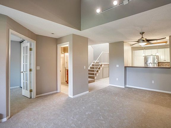 5th image of 7631 Edinborough Way