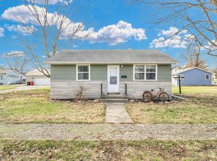 417 S Piatt St, Bement, IL 61813