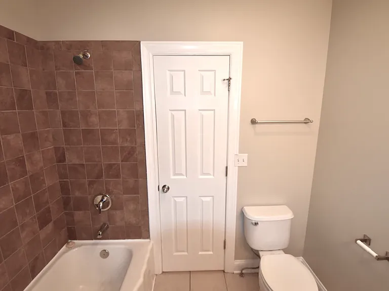 401 N Richmond Ave — Photo 3