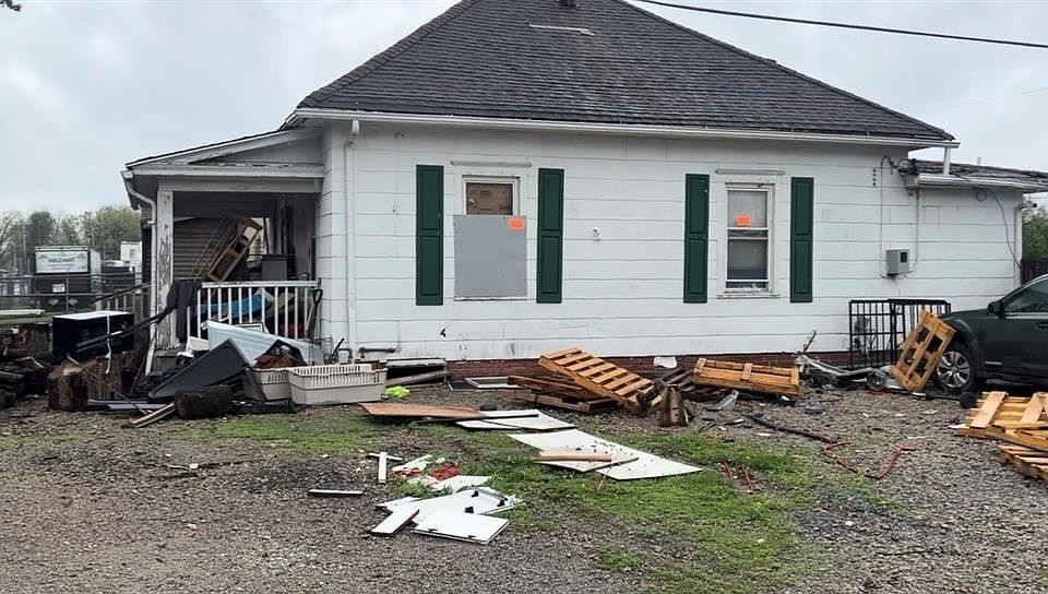 1st image of 3600 Fremont Ave