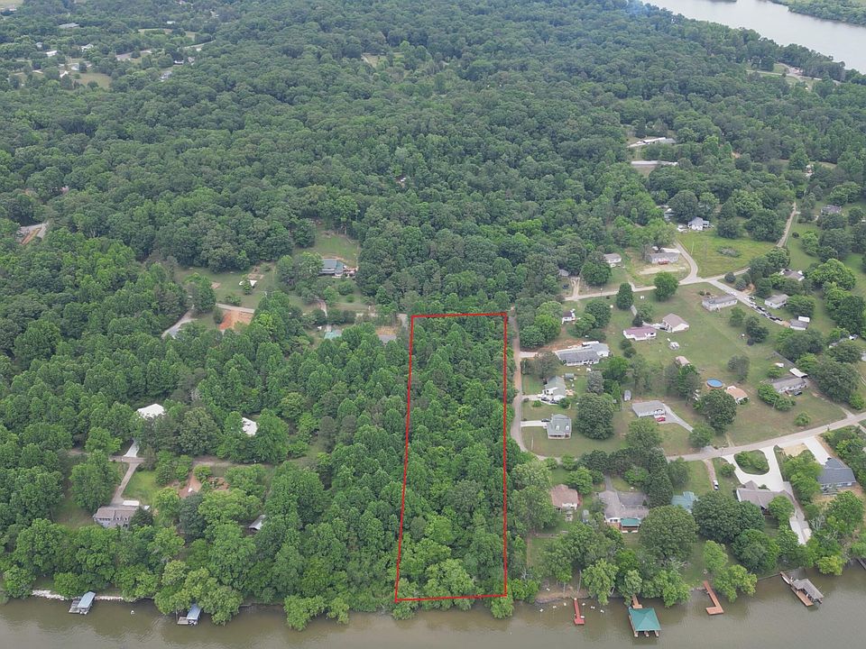 1st image of Redbud Dr