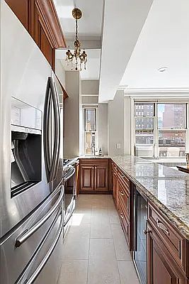2nd image of 220 Madison Ave APT 15L