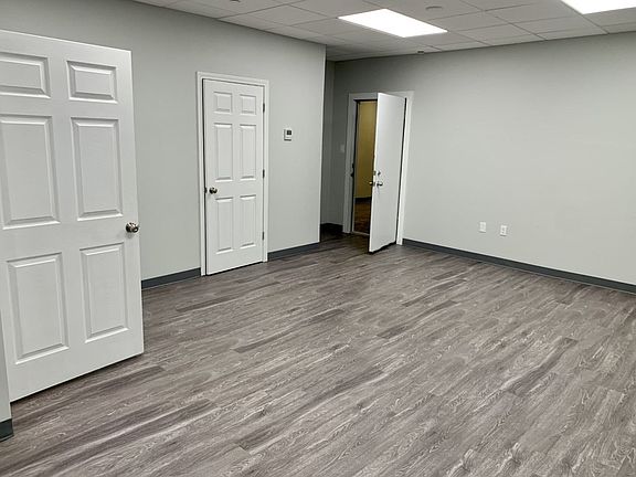 5th image of 76 Franklin St #107