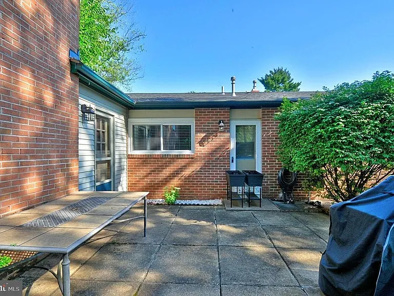 204 Belmont Dr SW — Photo 10