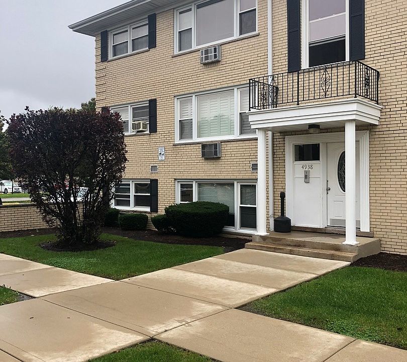 1st image of 4938 N Leonard Dr