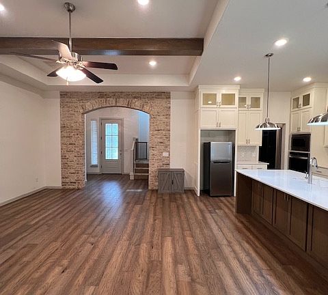 5th image of 13605 S Independence Ave