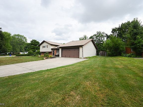 2nd image of 5711 Edgepark Dr