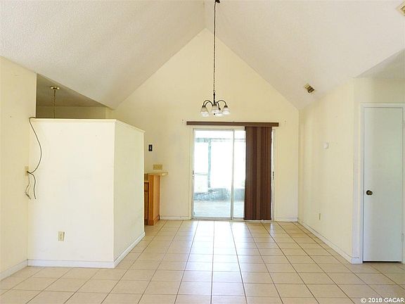 4th image of 9051 NW 124th St