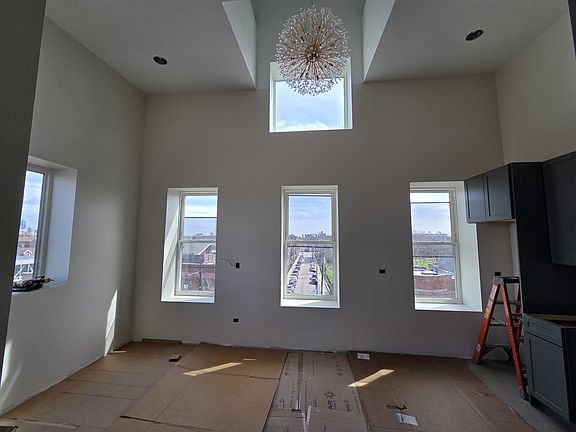 2nd image of 3216 S Morgan St #4F