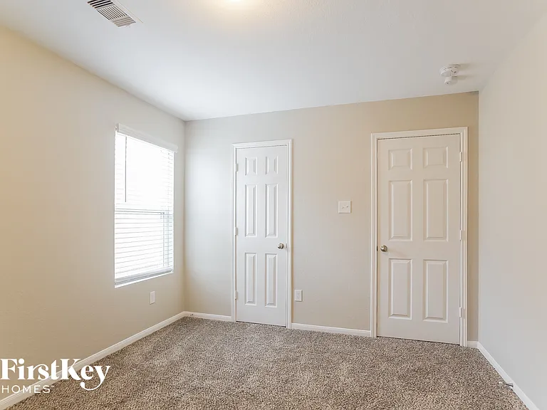 5310 Espuela Ln — Photo 12
