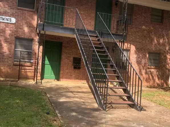 304 Powers St, Nacogdoches, TX 75961