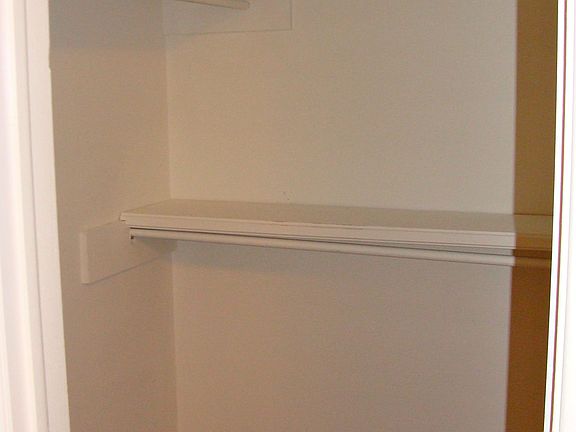 4th image of 1008 S Quincy Ave APT 1