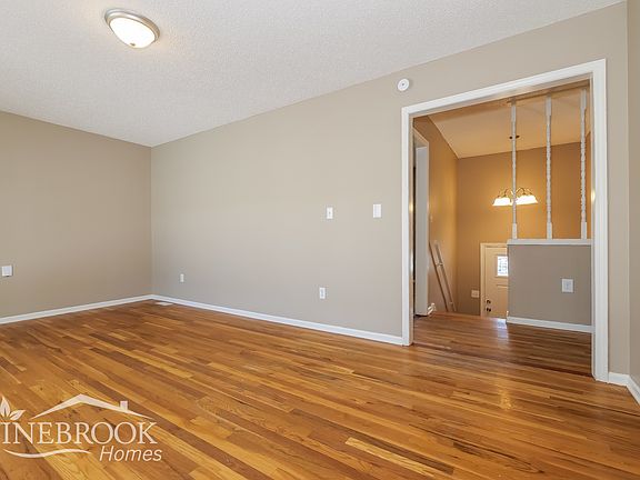 5th image of 7106 N Chas Dr