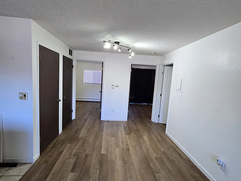 1140 Walnut Ave #1 — Photo 9