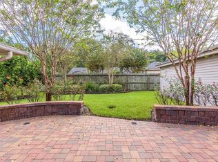 5627 Dumfries Dr, Houston, TX 77096