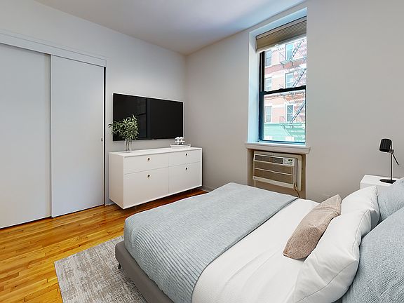3rd image of 1617 York Ave #2C
