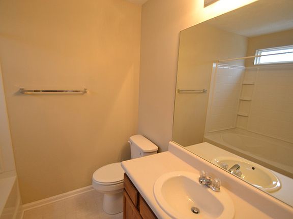 4th image of 349 Hiawassee Dr