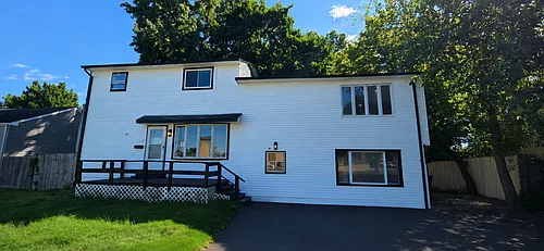 1019 Green Ln Photo 1