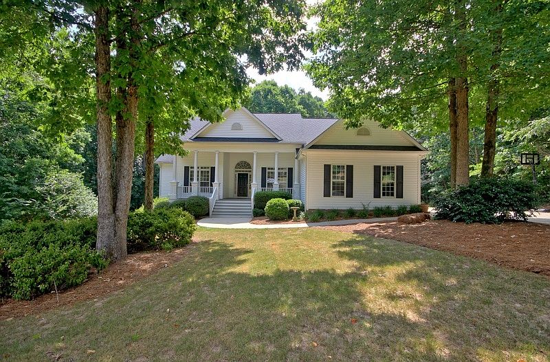 1st image of 145 Hamstead Park Dr