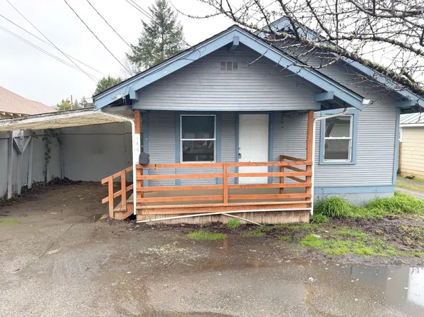 444 N Elm St, Coquille, OR 97423