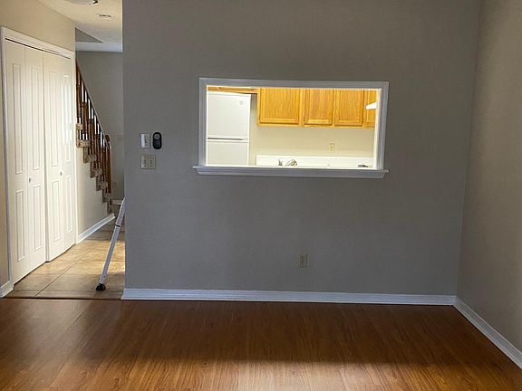 Living Room Facing Kitchen