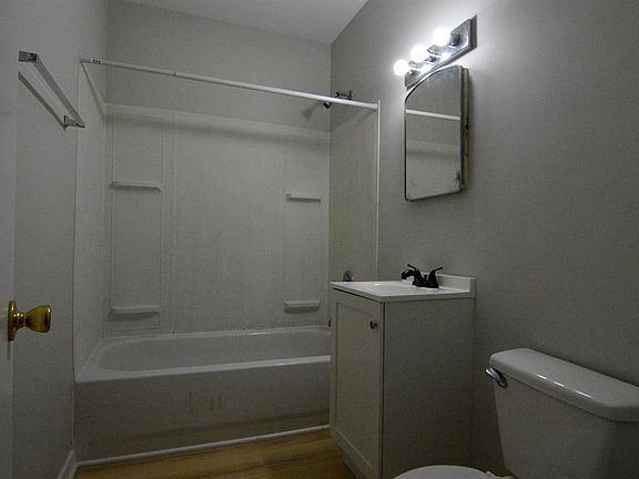 4th image of 2416 S 16th St #5686256D2