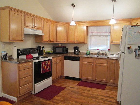 3rd image of 603 Murray St