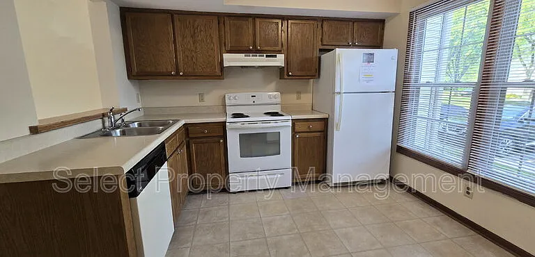 5438 Evard Rd — Photo 5