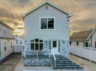 97 Cedarhurst Ave, Point Lookout, NY 11569