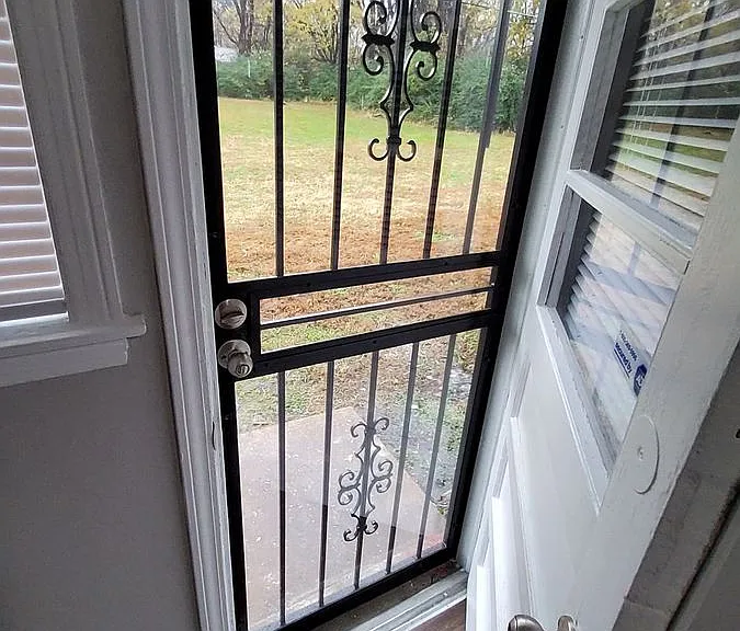 2970 Hale Ave — Photo 17