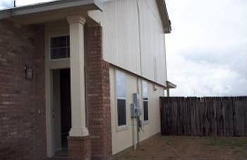 5th image of 247 Hyltin St