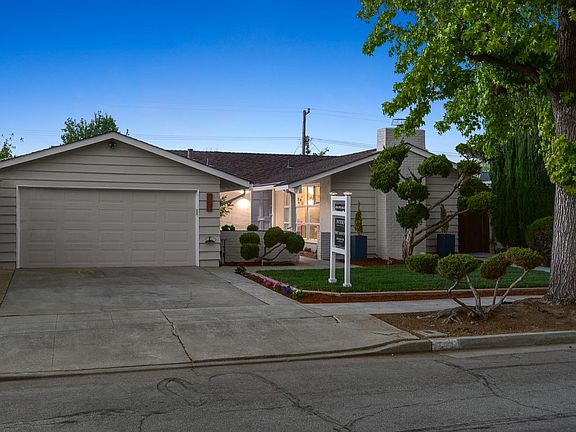 2nd image of 931 Rosette Ct