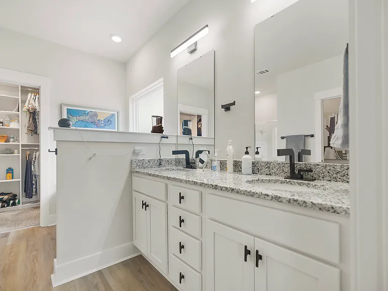 6596 Forest Bay Ave — Photo 12